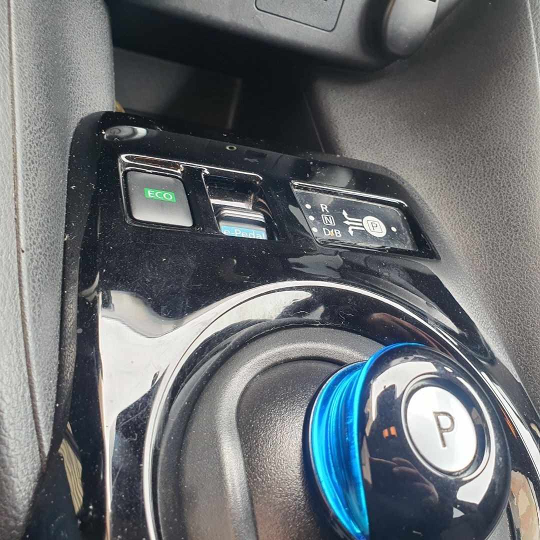 nissan-leaf-2019-eletrico-1300cc