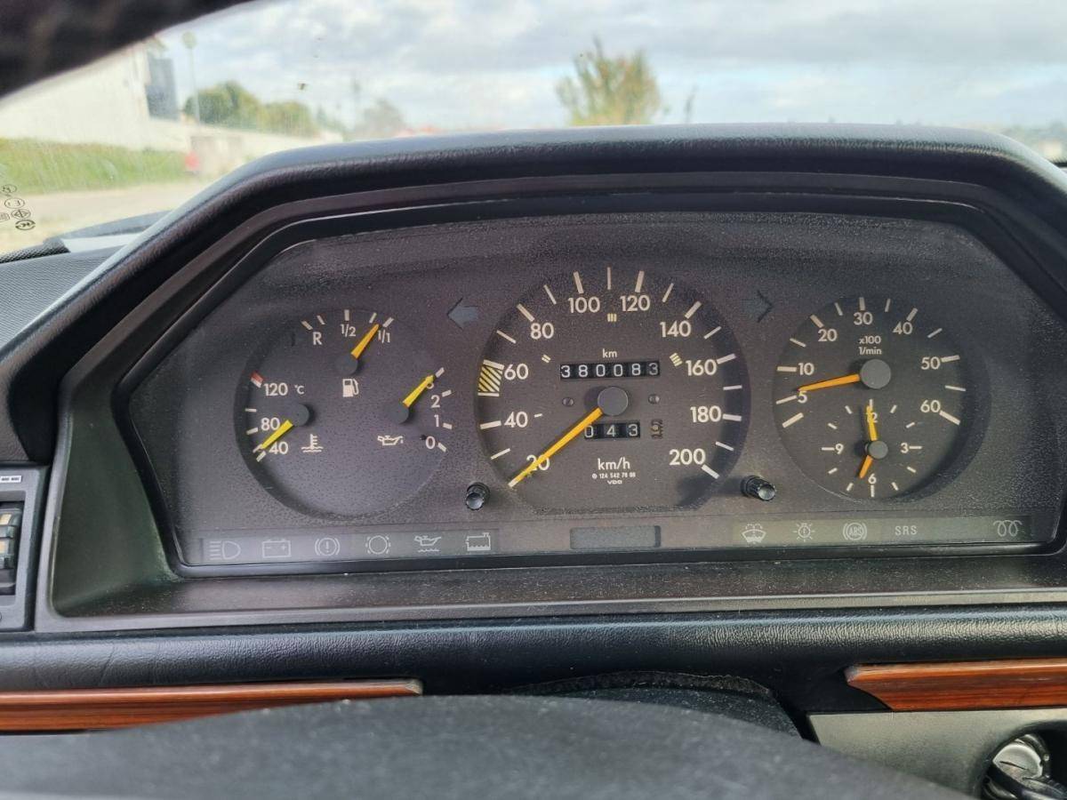 mercedes-benz-classe-e-1993-diesel-2996cc