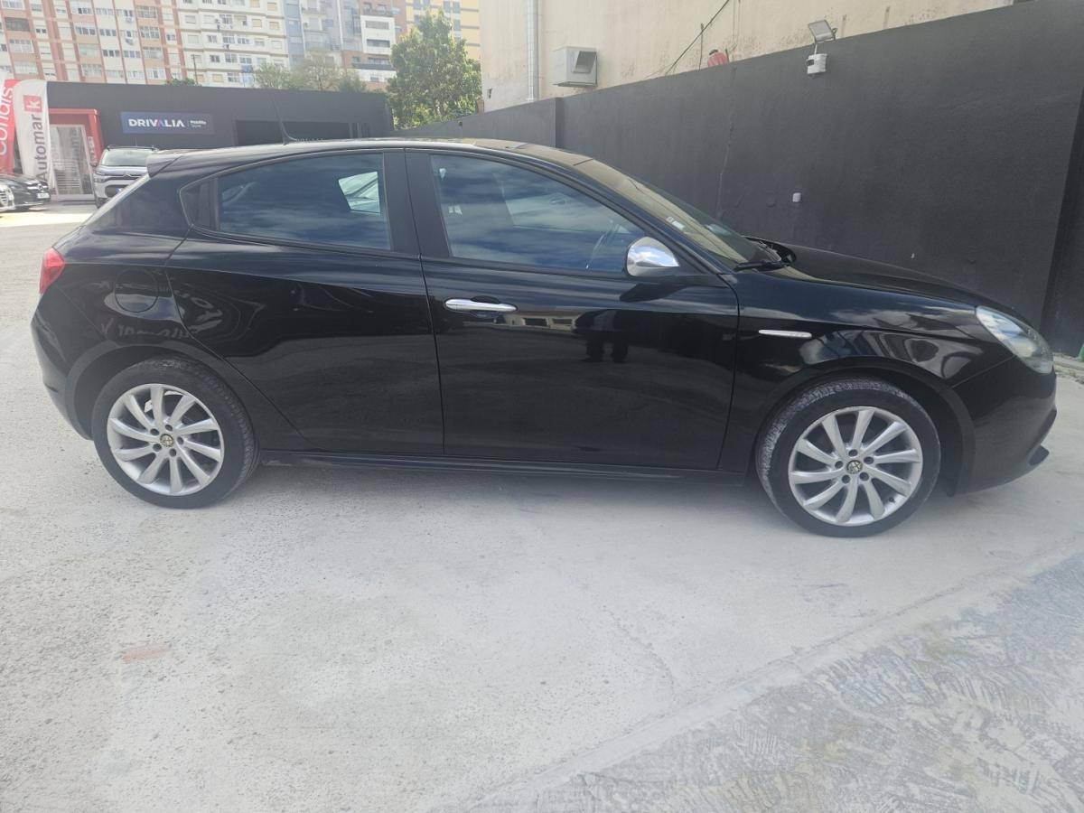 alfa-romeo-giulietta-2014-diesel-1598cc
