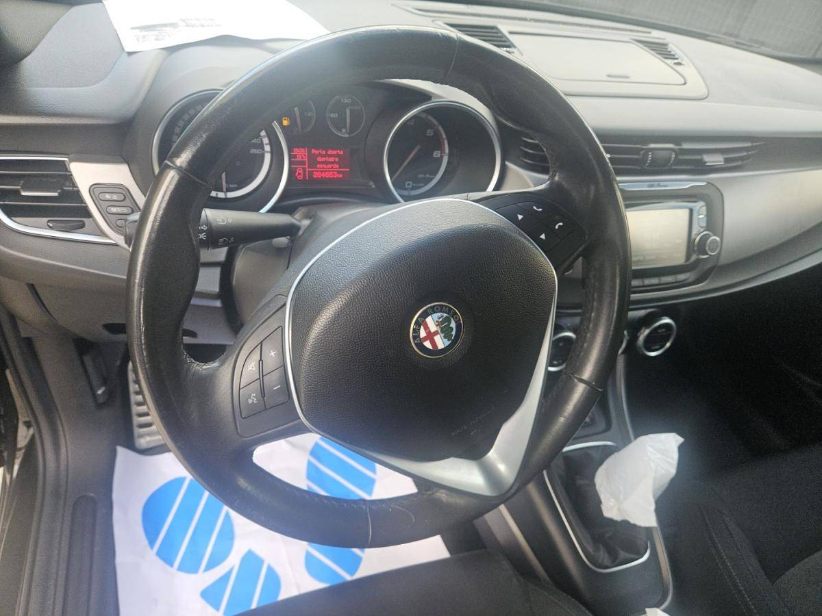 alfa-romeo-giulietta-2014-diesel-1598cc