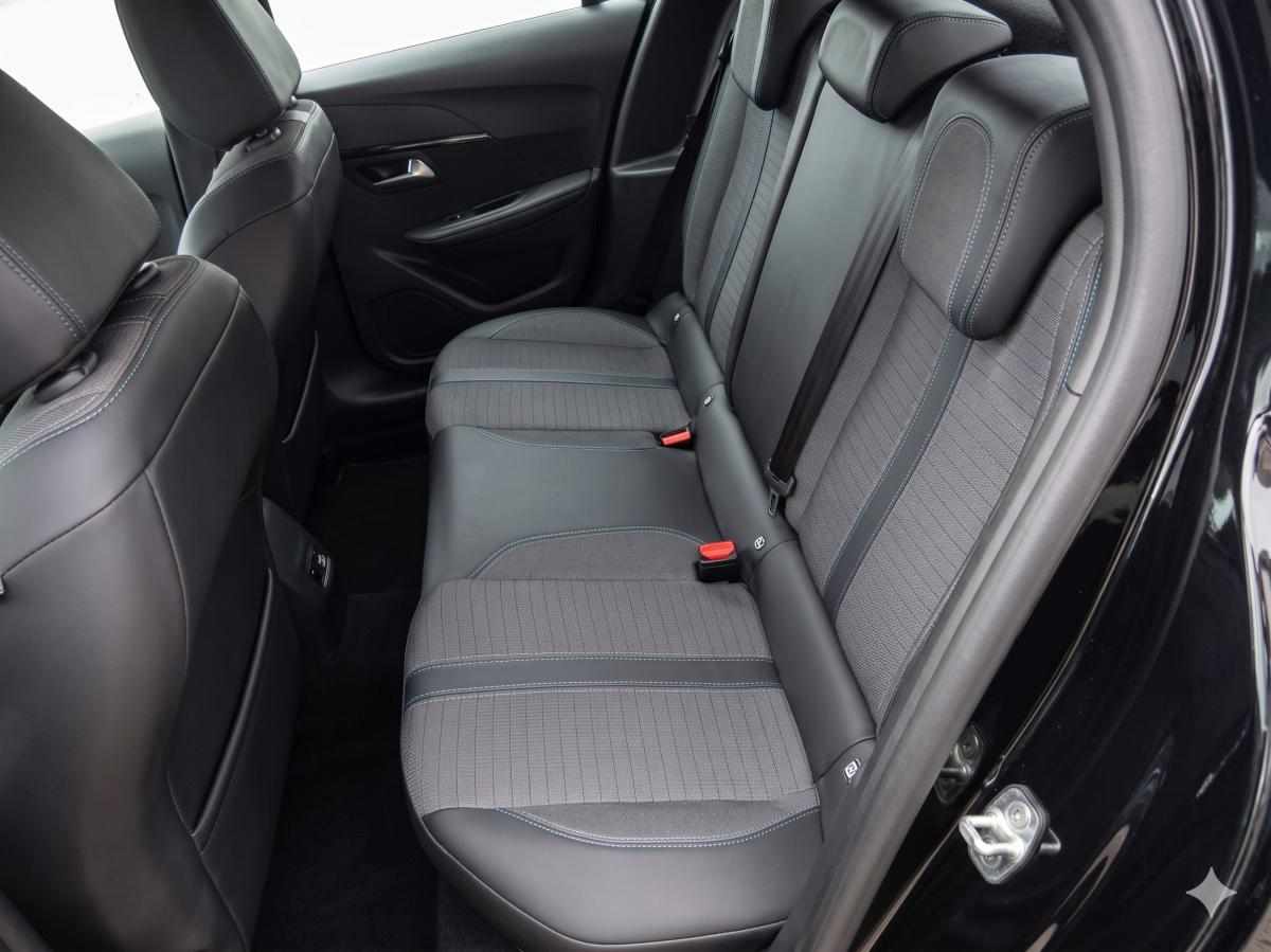 peugeot-2008-1-2-puretech-2021-gasolina-1199cc