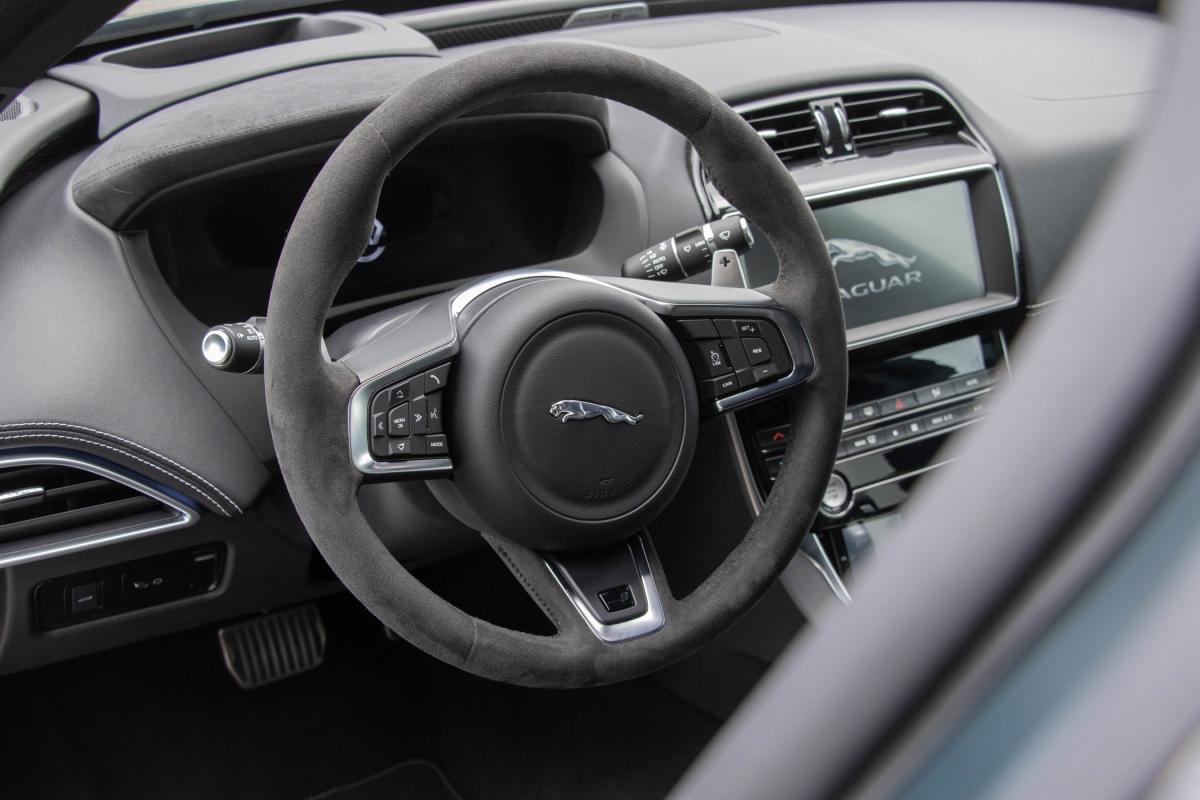 jaguar-xe-2019-gasolina-5000cc