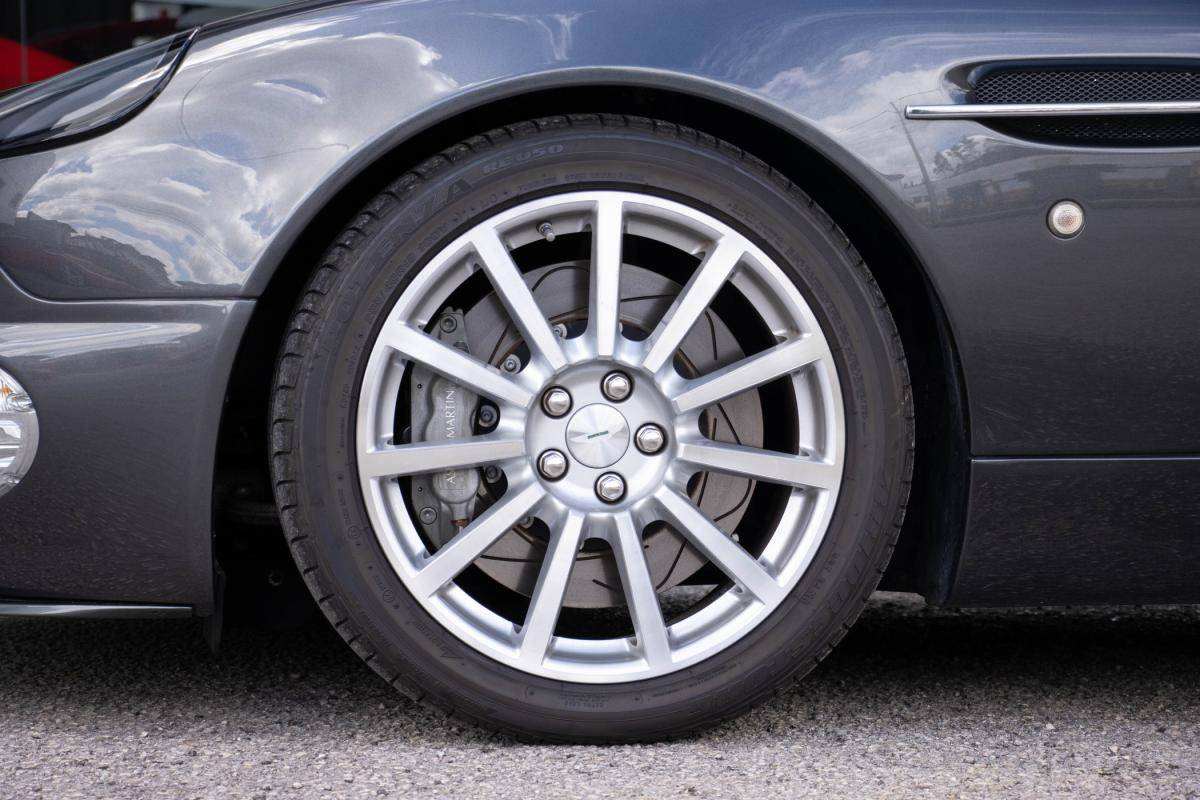 aston-martin-vanquish-2005-gasolina-5935cc