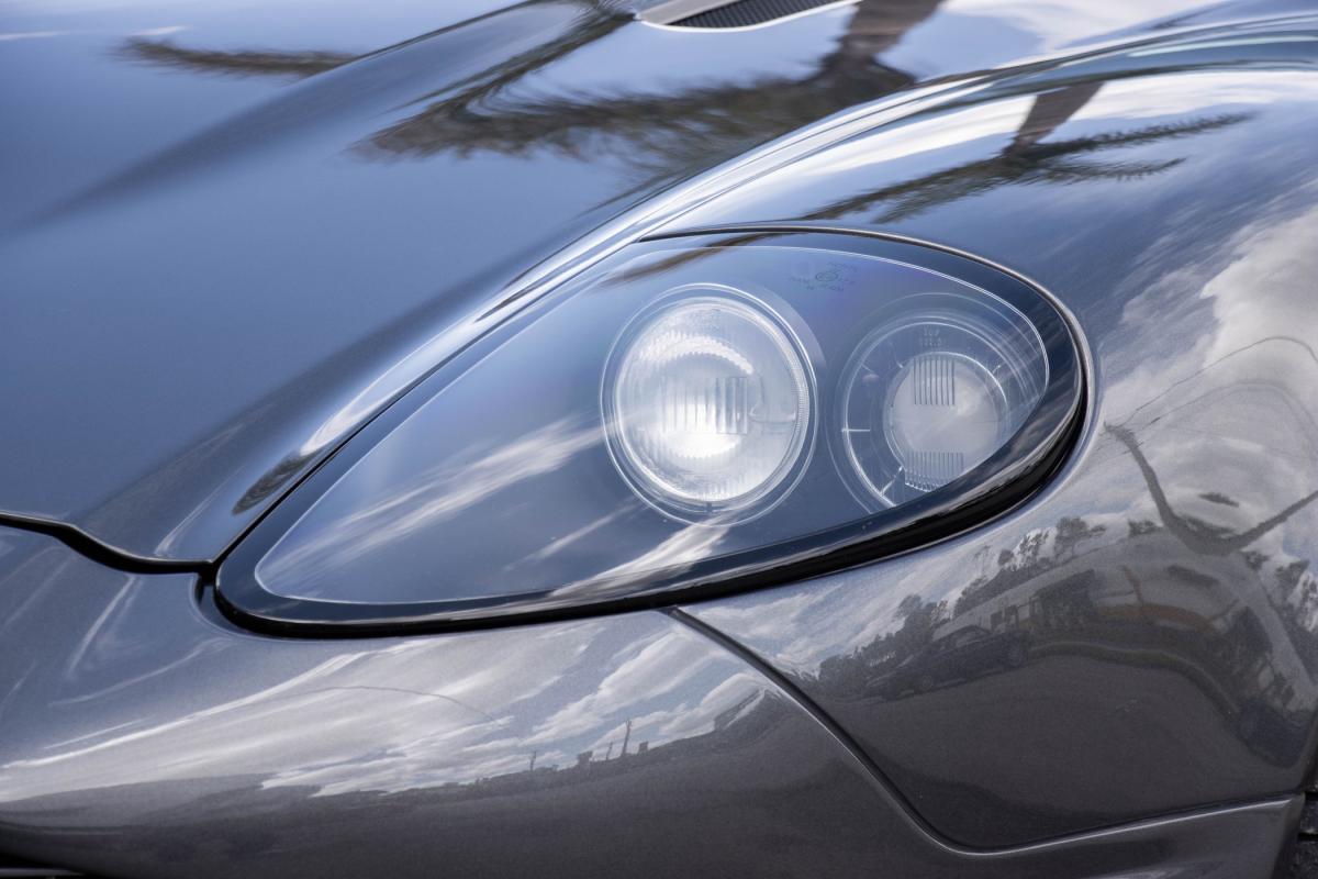 aston-martin-vanquish-2005-gasolina-5935cc