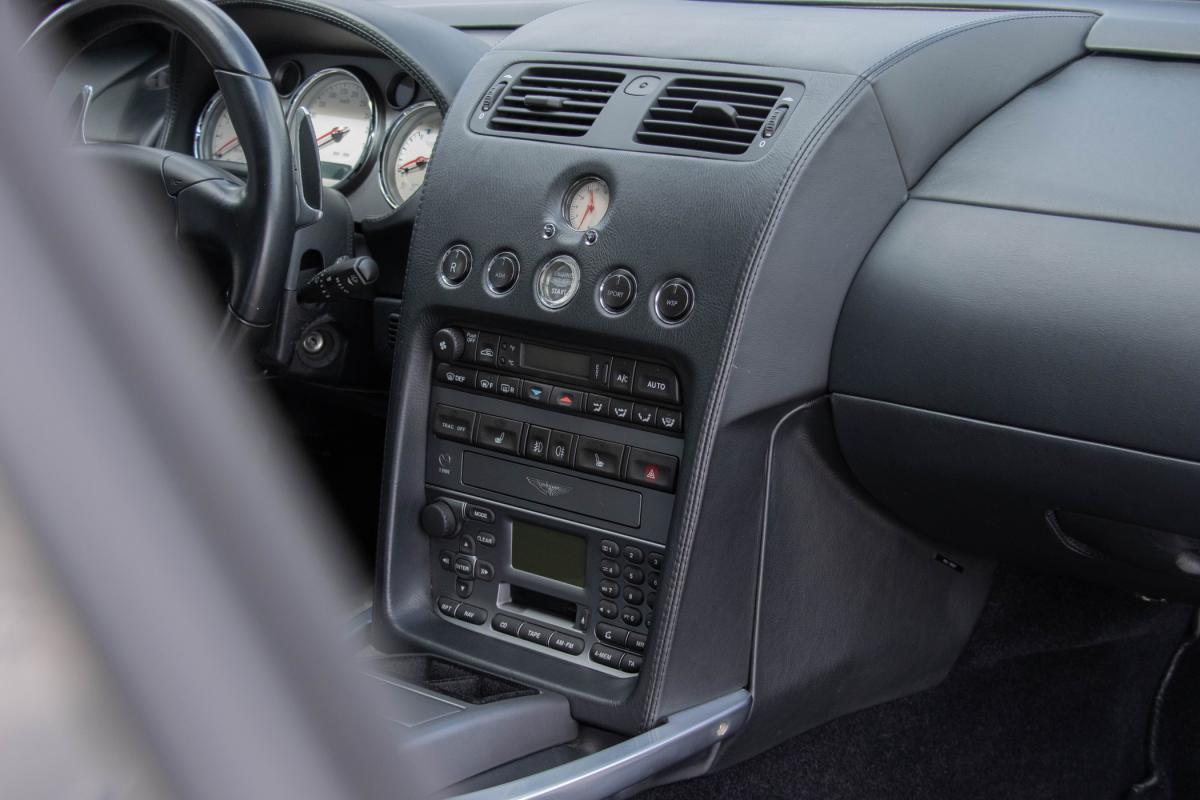 aston-martin-vanquish-2005-gasolina-5935cc