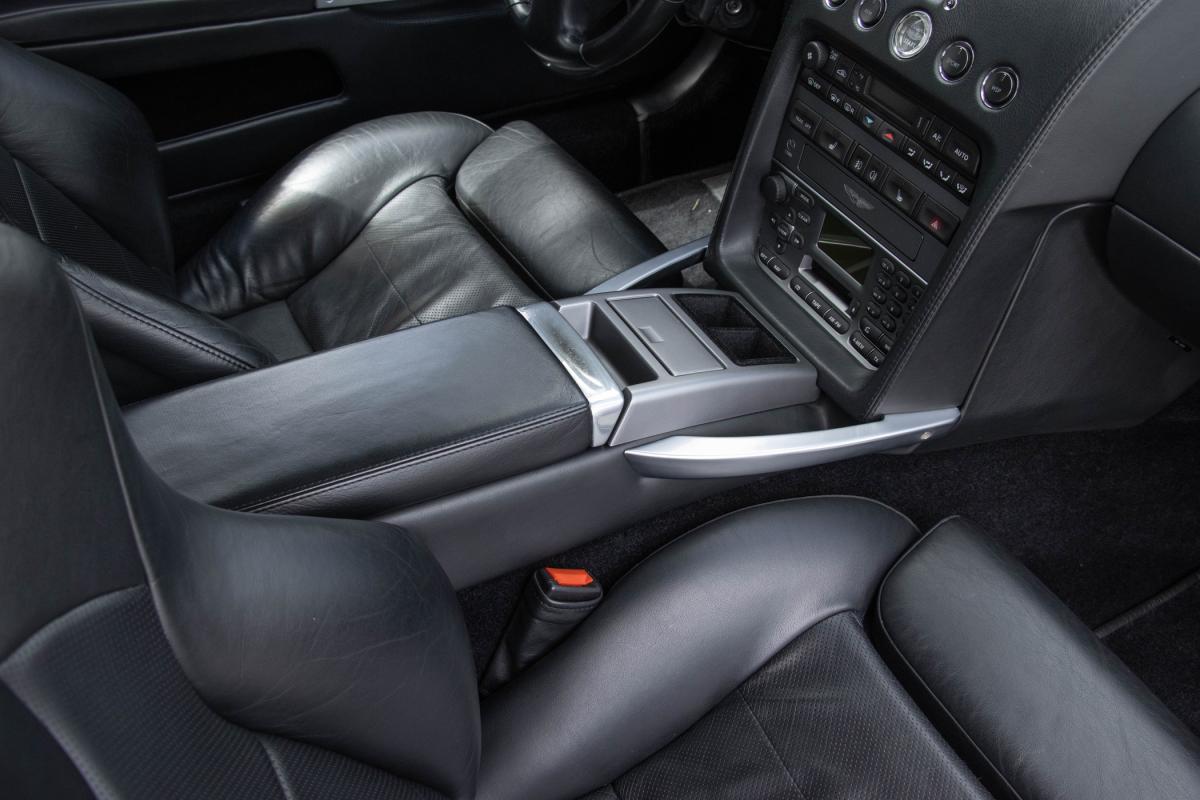 aston-martin-vanquish-2005-gasolina-5935cc
