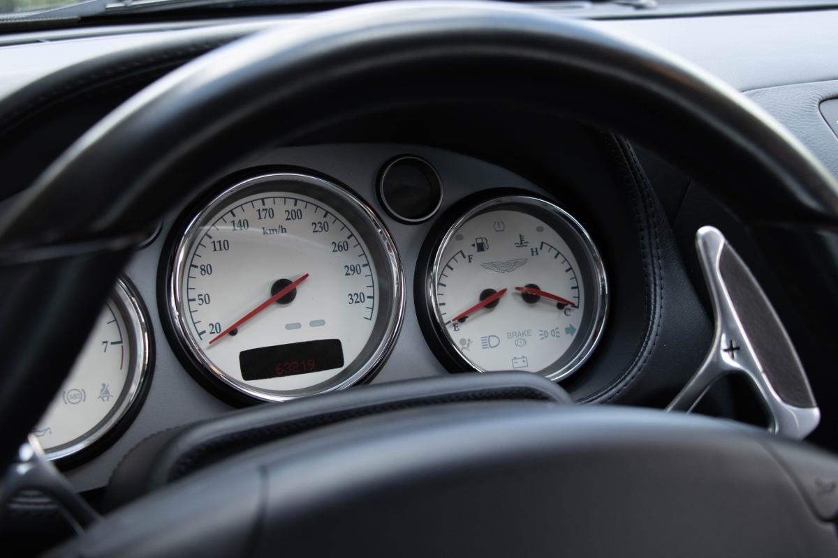 aston-martin-vanquish-2005-gasolina-5935cc