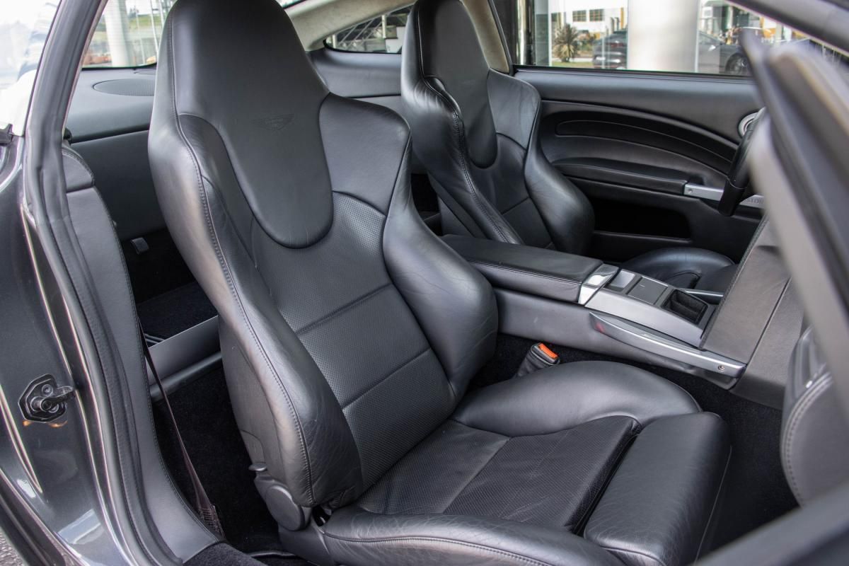 aston-martin-vanquish-2005-gasolina-5935cc
