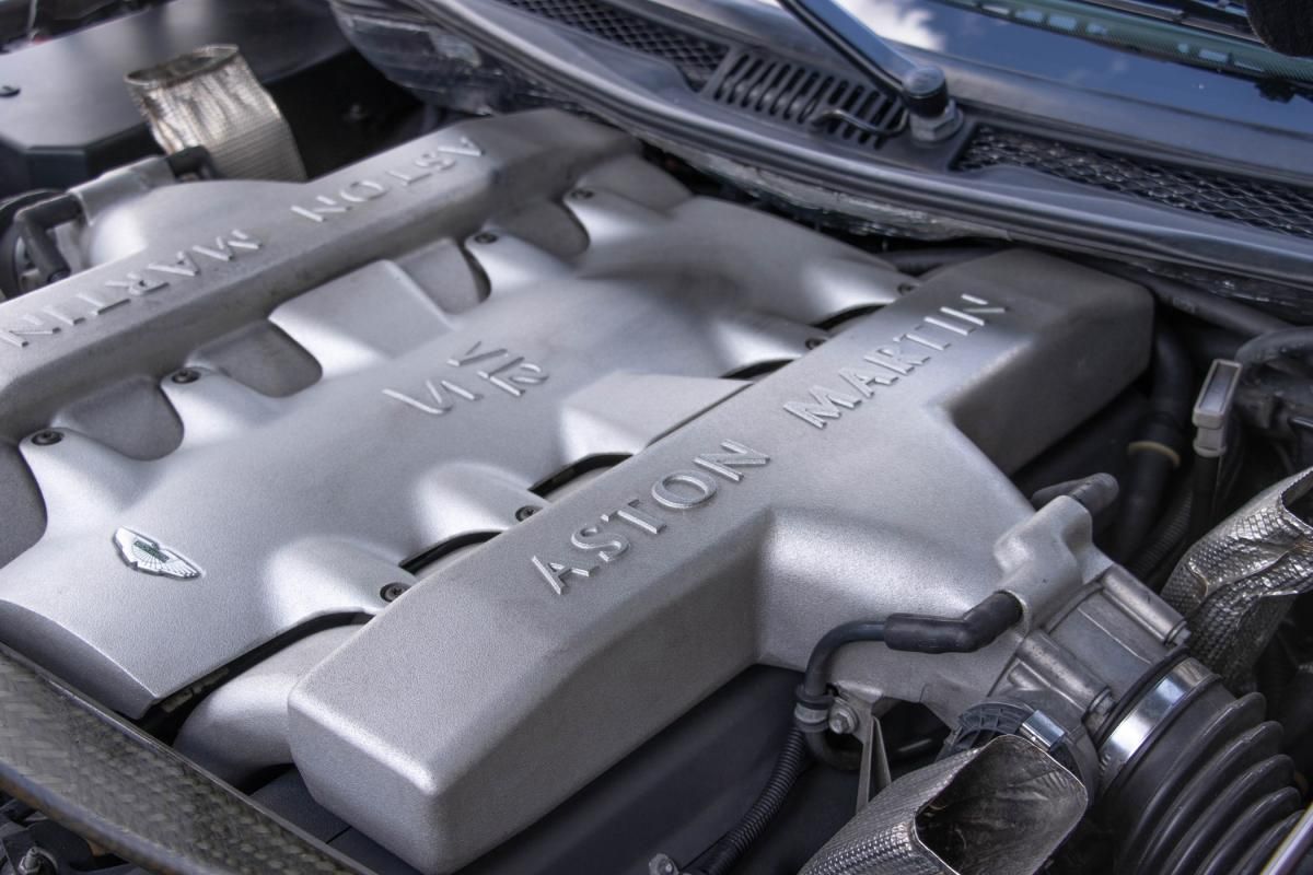 aston-martin-vanquish-2005-gasolina-5935cc