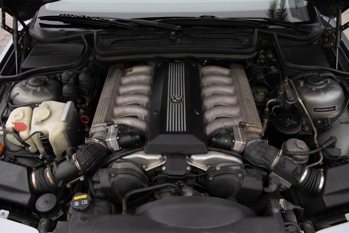 bmw-serie-8-1994-gasolina-5576cc
