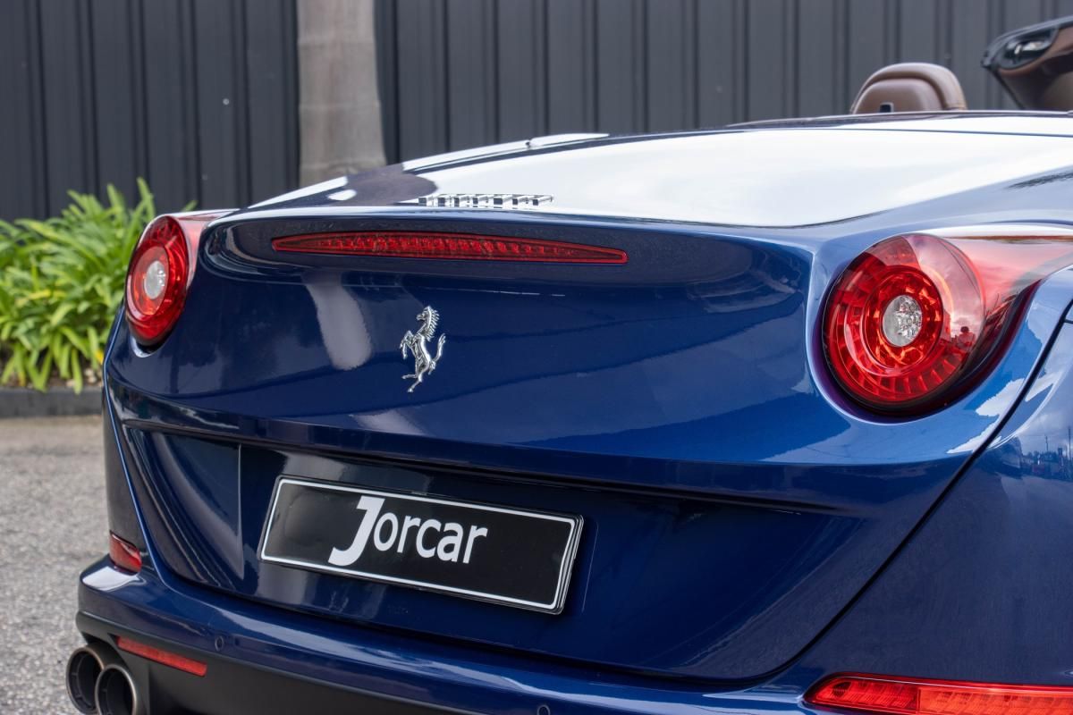 ferrari-california-2015-gasolina-3855cc