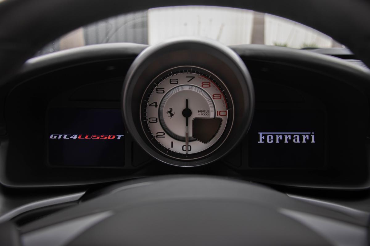 ferrari-gtc4-lusso-2017-gasolina-3855cc