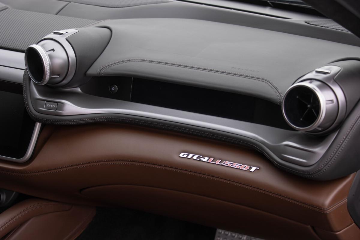 ferrari-gtc4-lusso-2017-gasolina-3855cc
