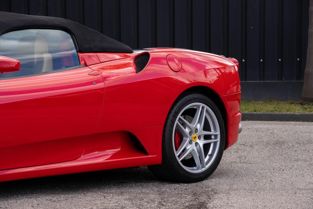 ferrari-f430-2005-gasolina-4308cc