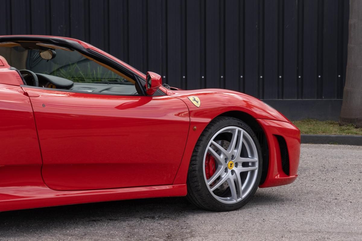 ferrari-f430-2005-gasolina-4308cc