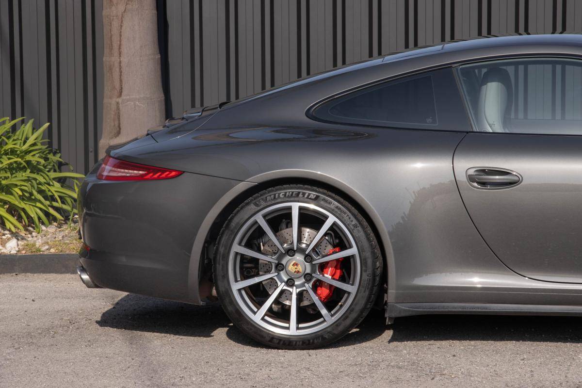 porsche-991-2013-gasolina-3800cc
