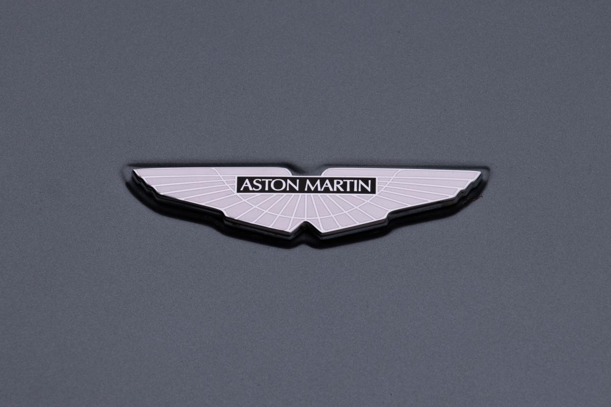 aston-martin-vantage-2017-gasolina-4735cc