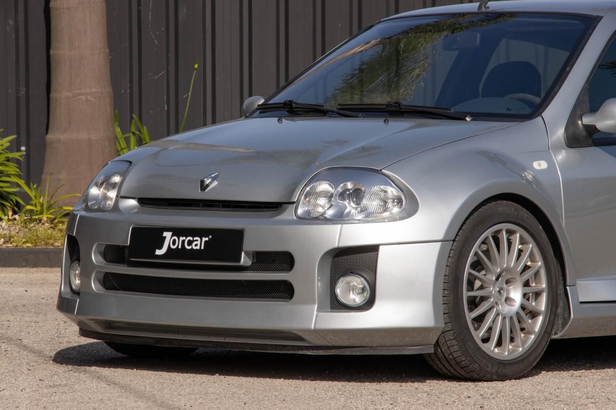 renault-clio-2001-gasolina-2946cc