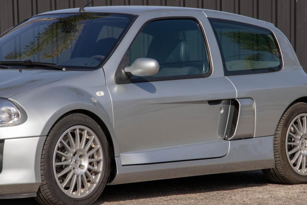 renault-clio-2001-gasolina-2946cc