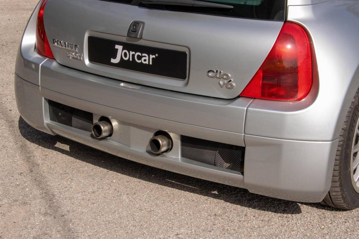 renault-clio-2001-gasolina-2946cc