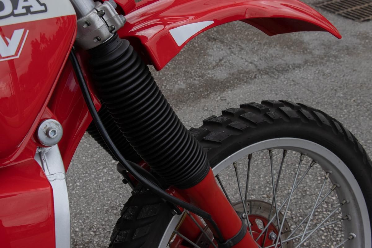 honda-zr-v-1984-gasolina-749cc