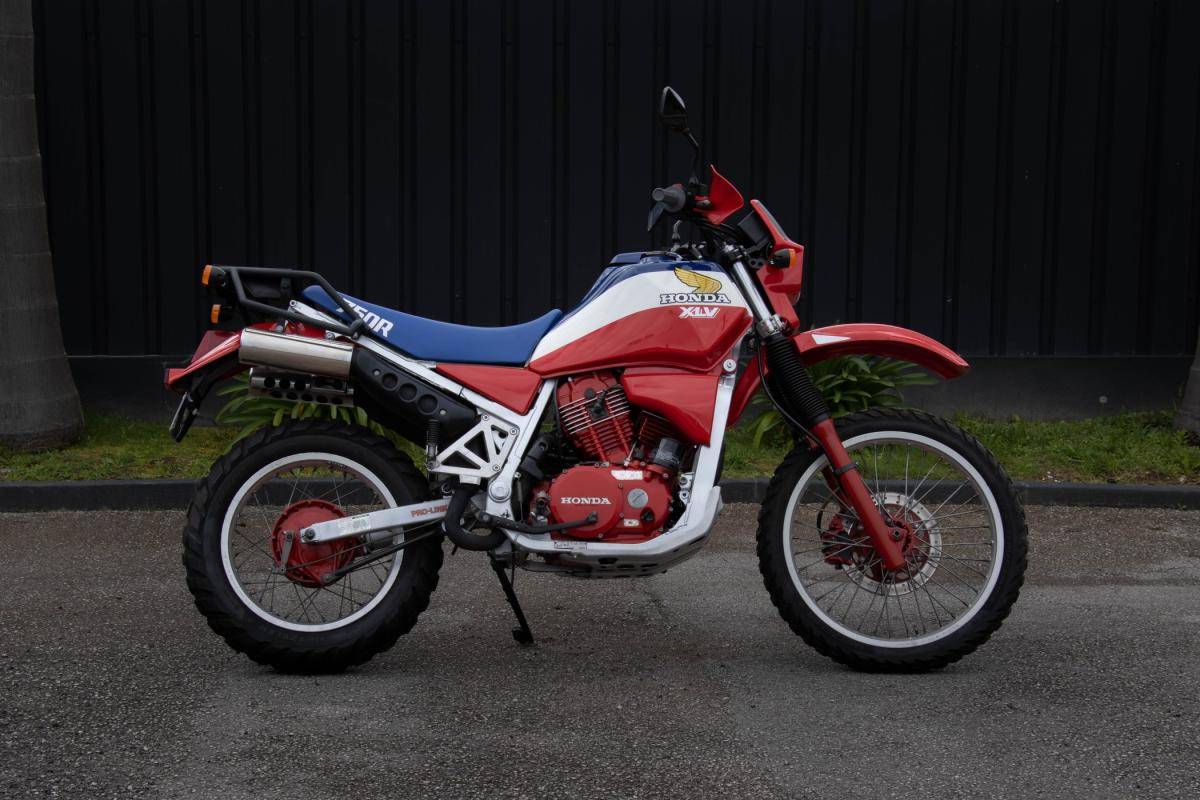 honda-zr-v-1984-gasolina-749cc