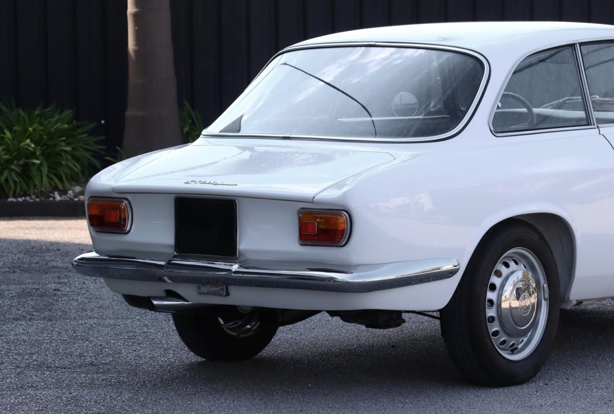 alfa-romeo-gt-1966-gasolina-1290cc