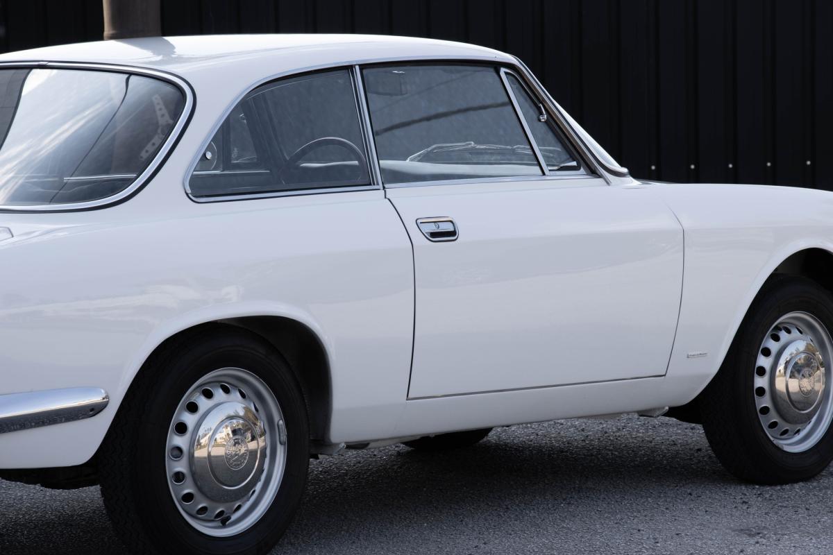 alfa-romeo-gt-1966-gasolina-1290cc