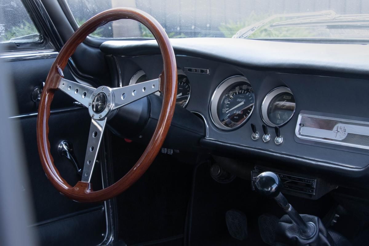 alfa-romeo-gt-1966-gasolina-1290cc