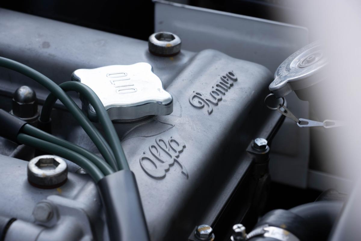 alfa-romeo-gt-1966-gasolina-1290cc