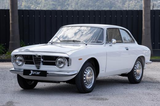 alfa-romeo-gt-1966-gasolina-1290cc