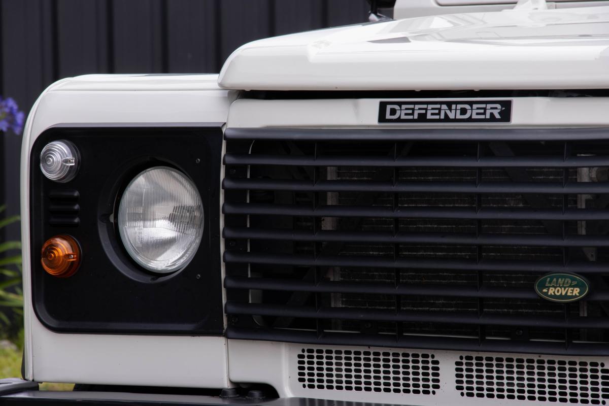 land-rover-defender-2006-diesel-2495cc