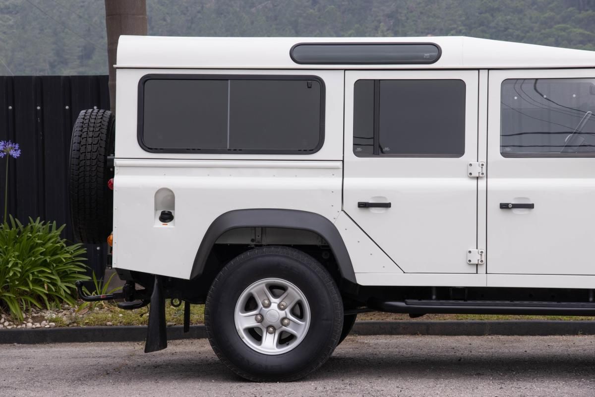 land-rover-defender-2006-diesel-2495cc