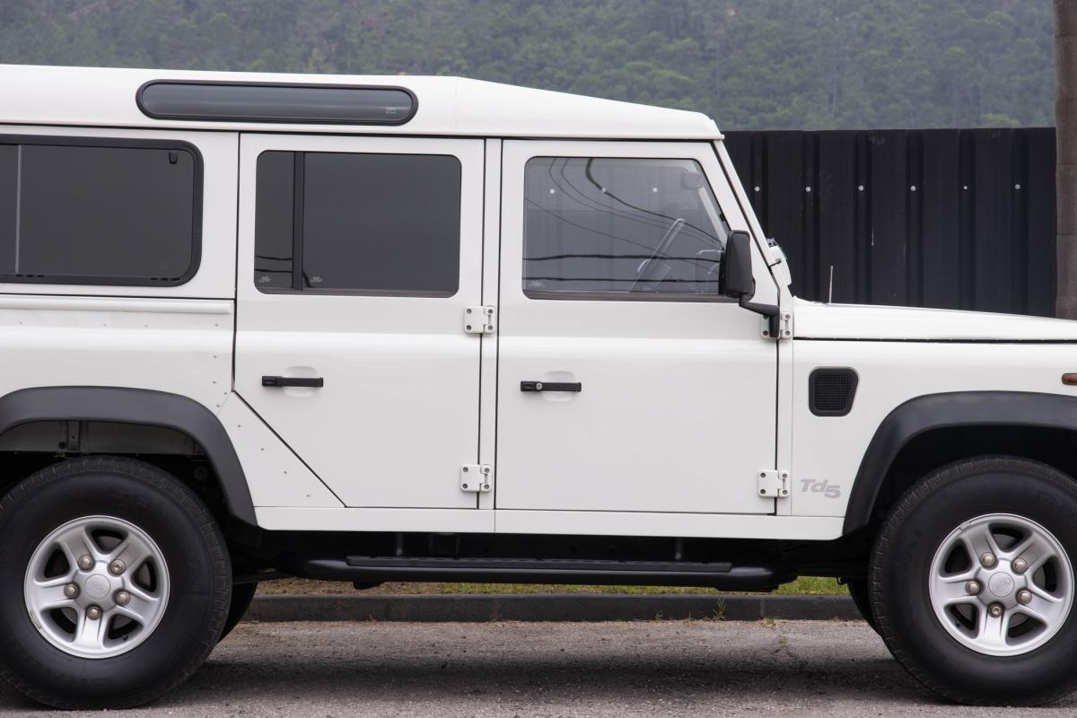 land-rover-defender-2006-diesel-2495cc