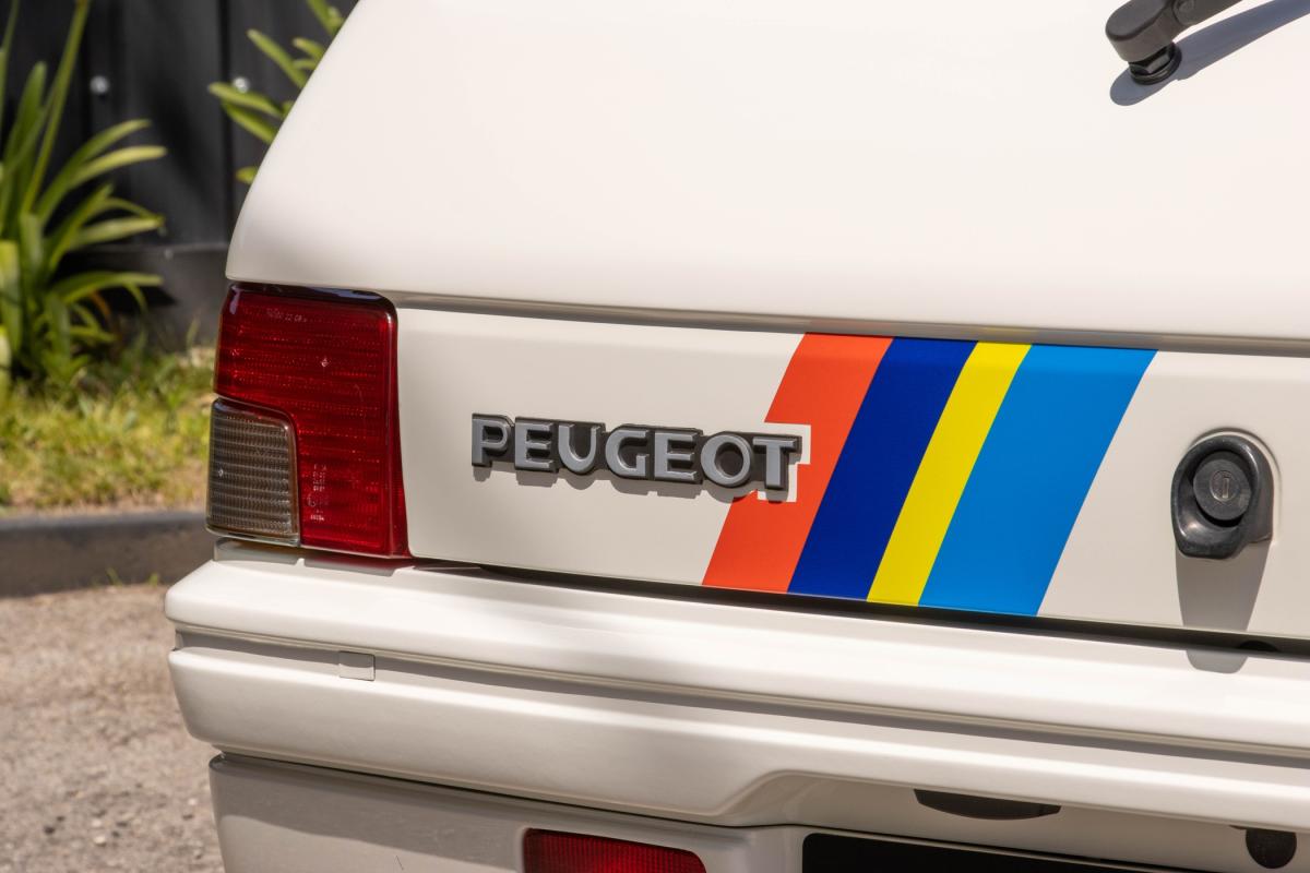 peugeot-205-1992-gasolina-1294cc
