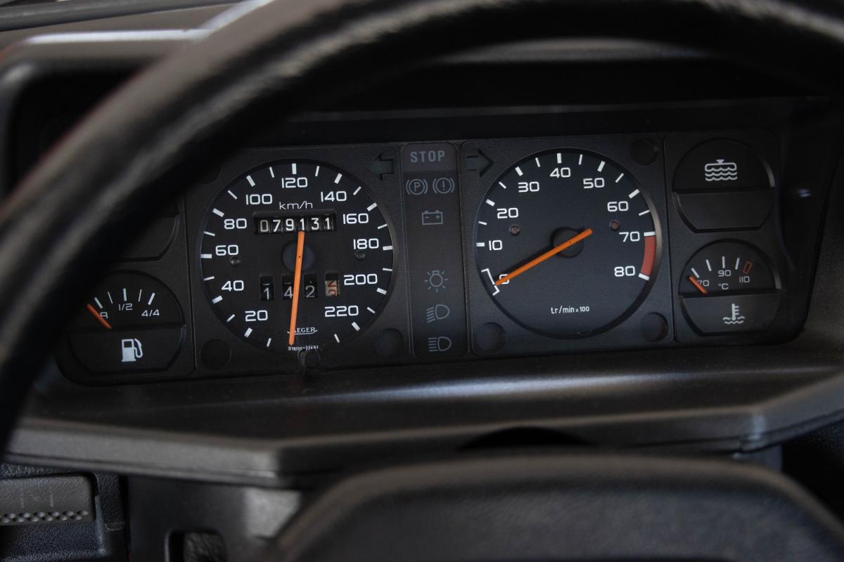 peugeot-205-1992-gasolina-1294cc