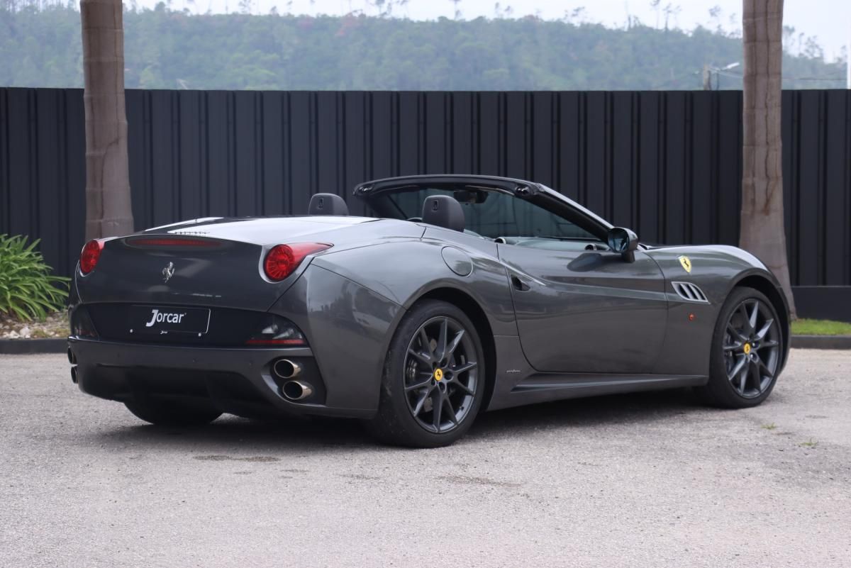 ferrari-california-2013-gasolina-4297cc