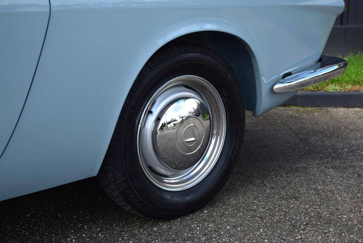volvo-p1800-1964-gasolina-1767cc