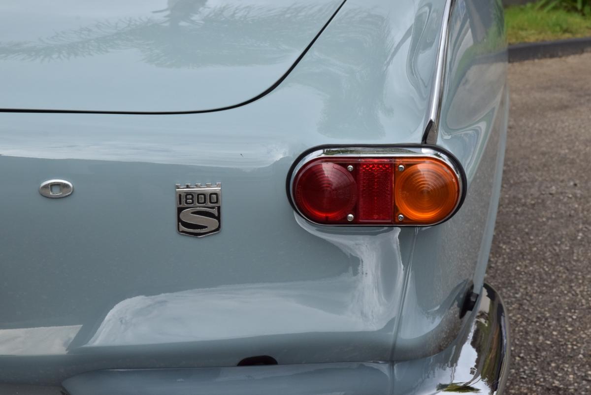 volvo-p1800-1964-gasolina-1767cc