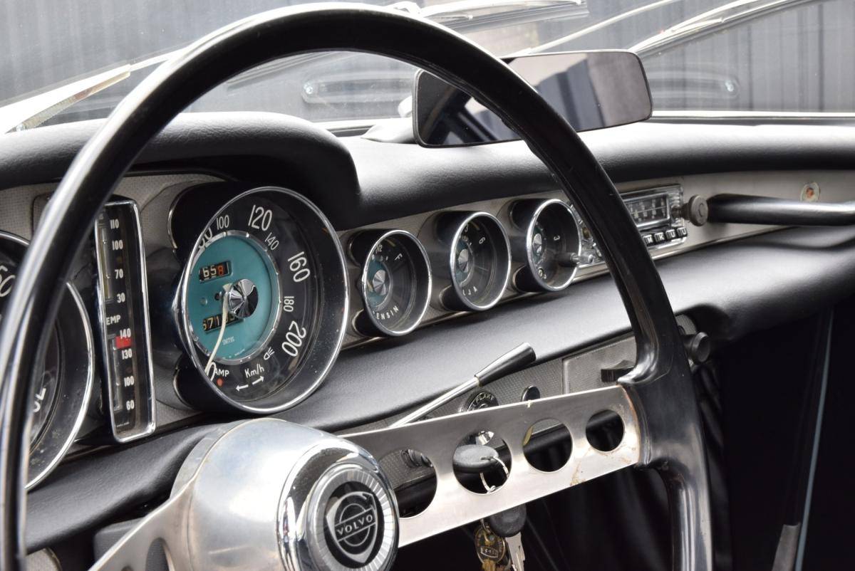 volvo-p1800-1964-gasolina-1767cc