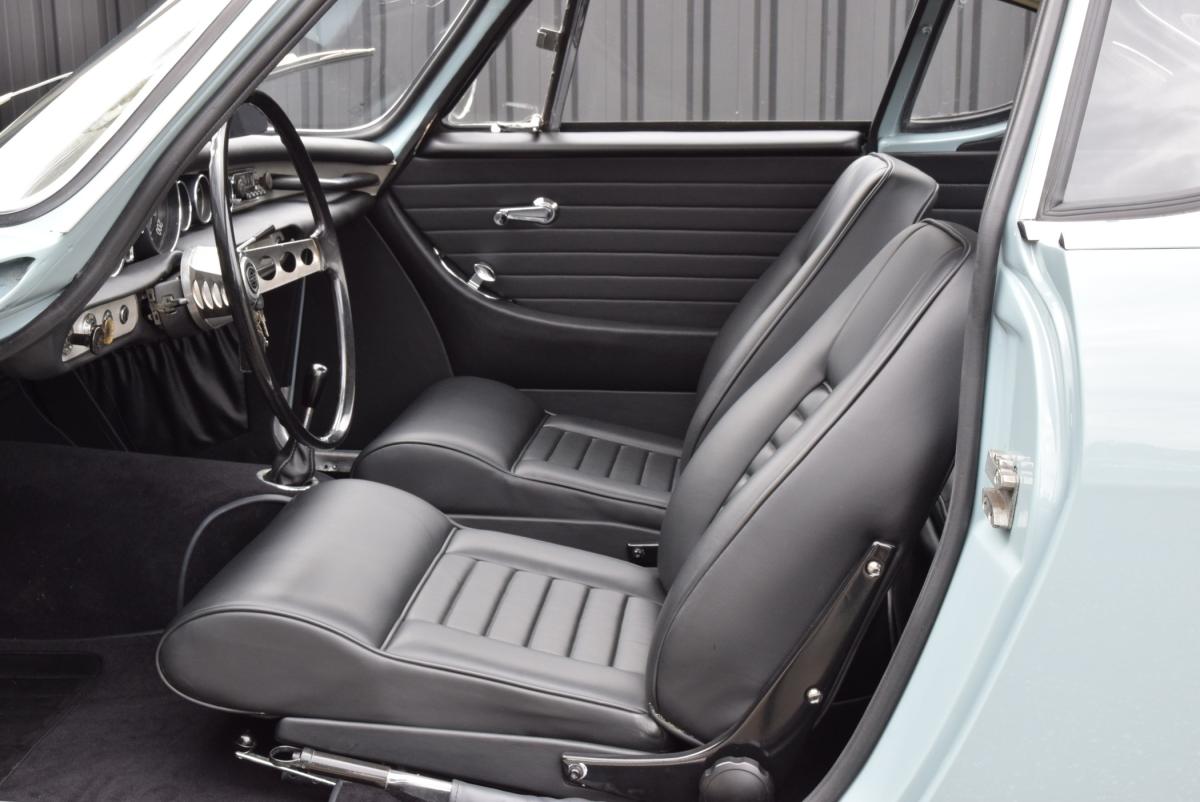 volvo-p1800-1964-gasolina-1767cc