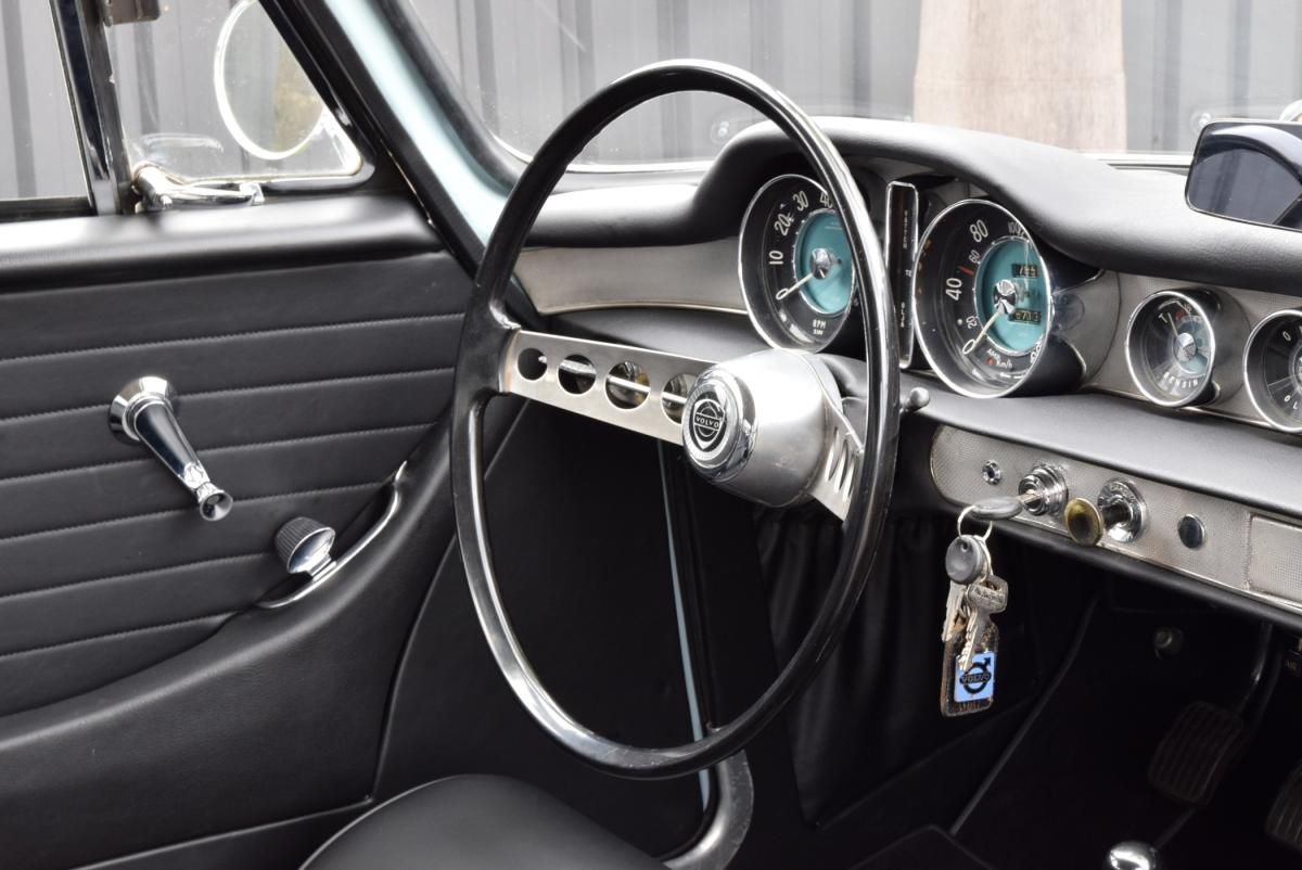 volvo-p1800-1964-gasolina-1767cc