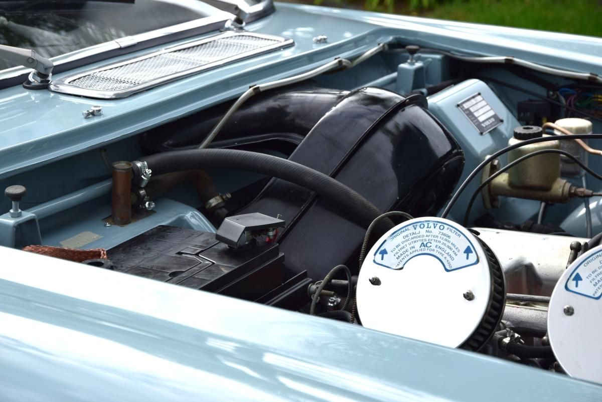 volvo-p1800-1964-gasolina-1767cc
