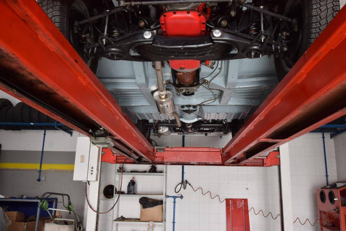 volvo-p1800-1964-gasolina-1767cc