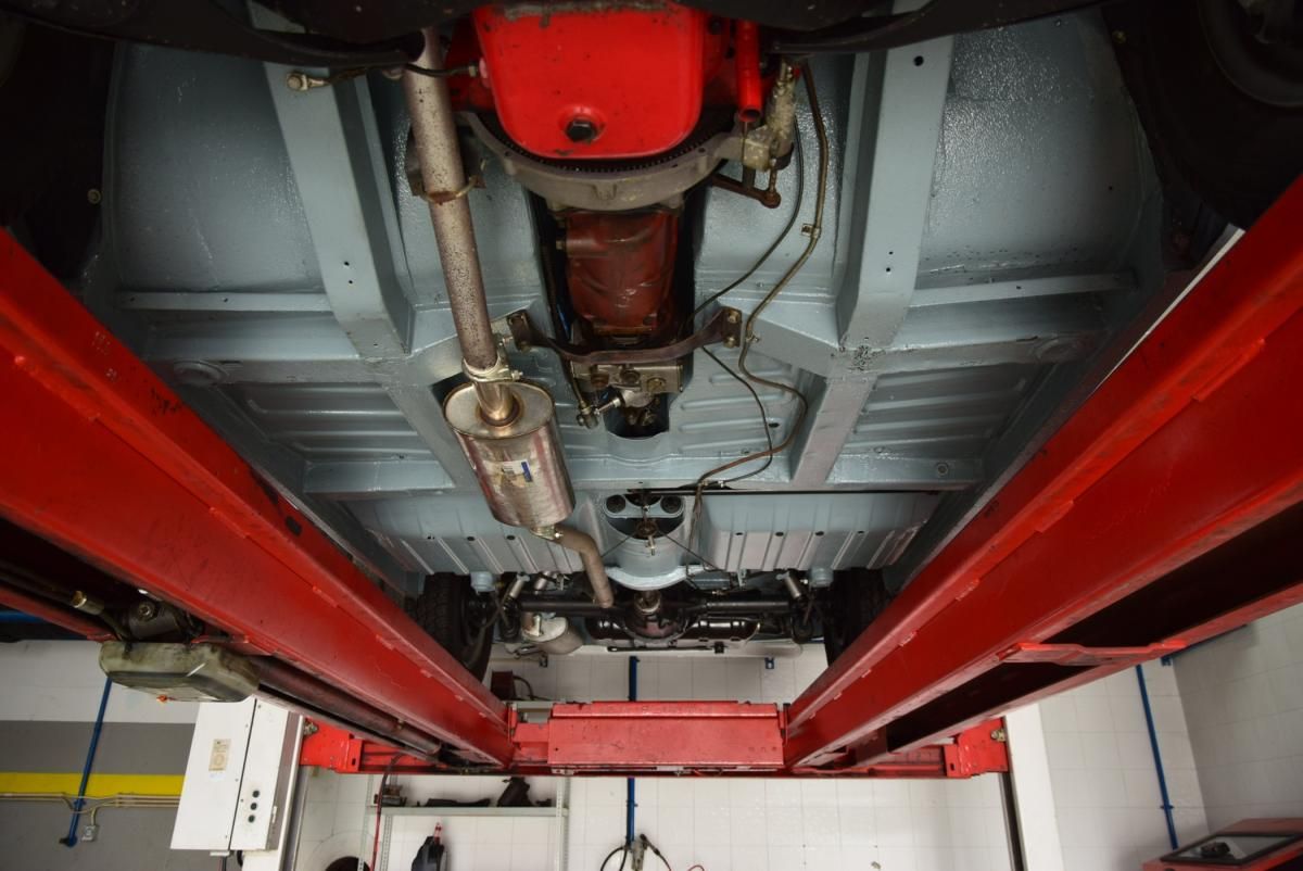 volvo-p1800-1964-gasolina-1767cc