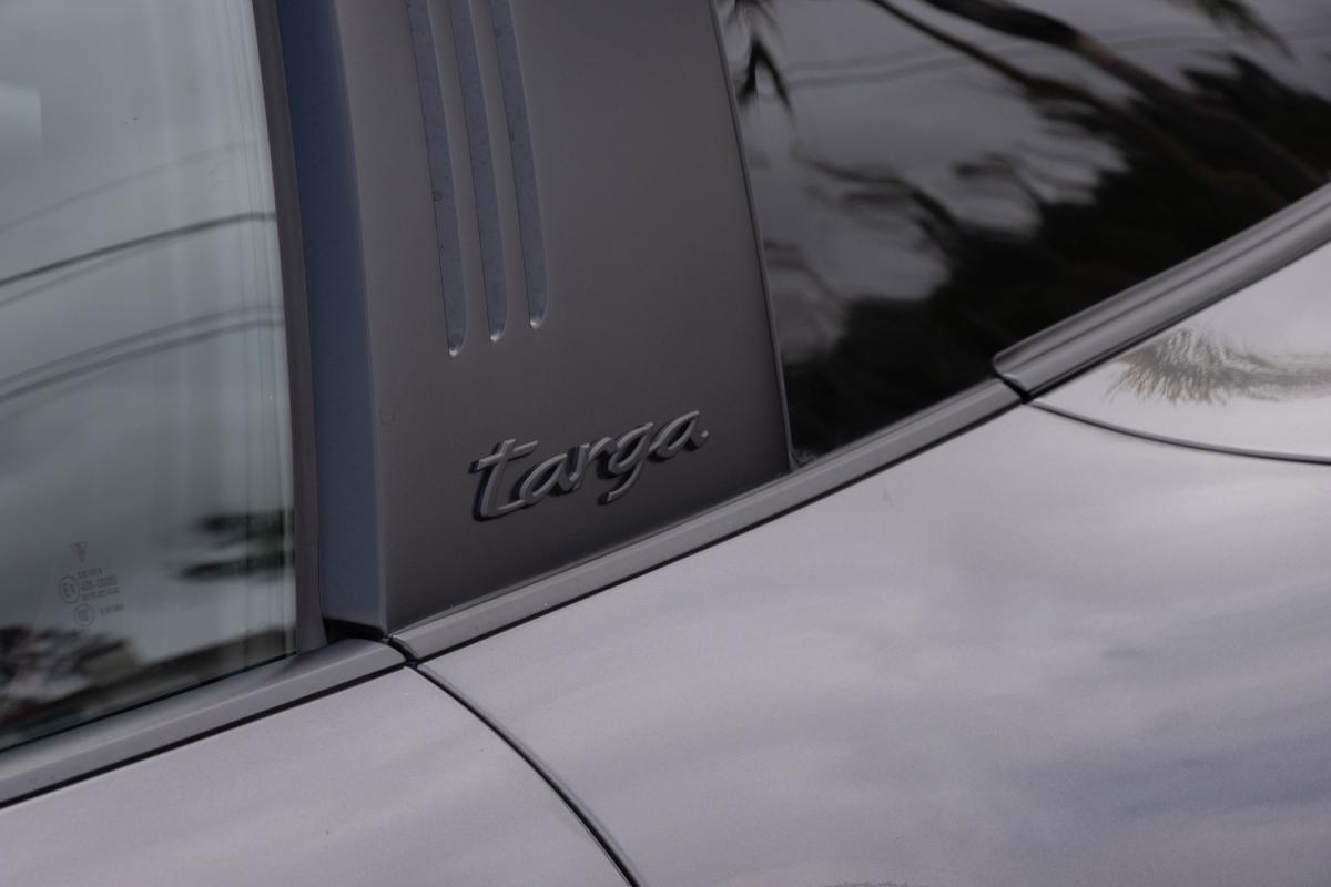 porsche-992-2023-gasolina-3000cc
