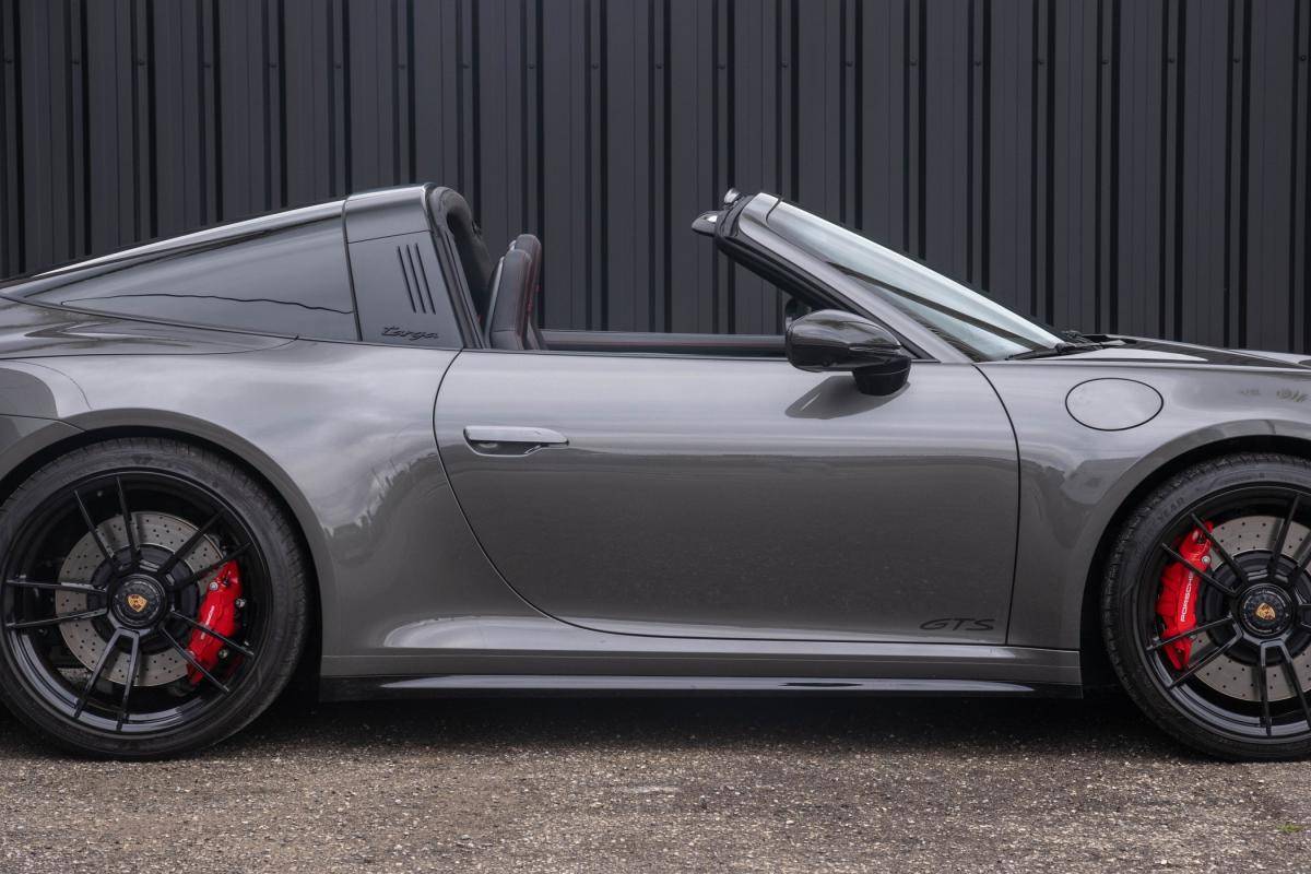 porsche-992-2023-gasolina-3000cc