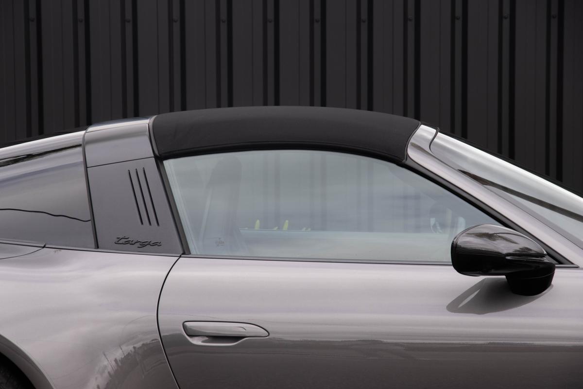 porsche-992-2023-gasolina-3000cc