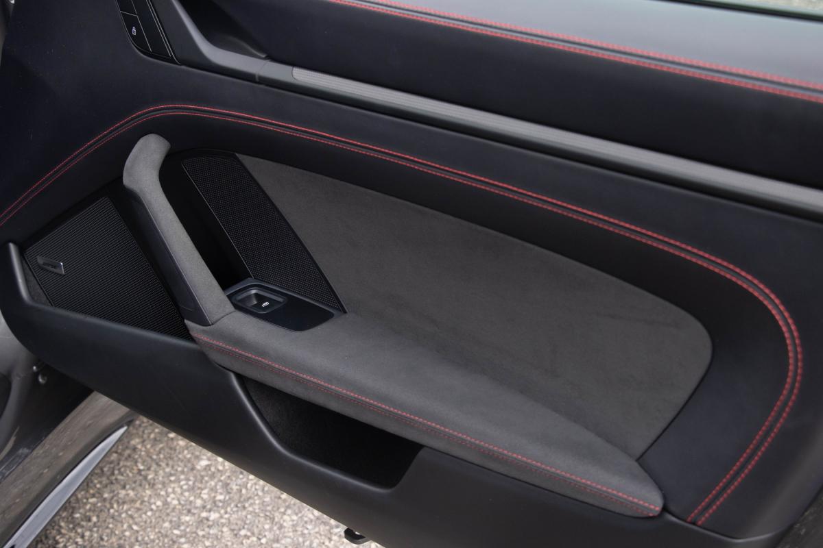 porsche-992-2023-gasolina-3000cc