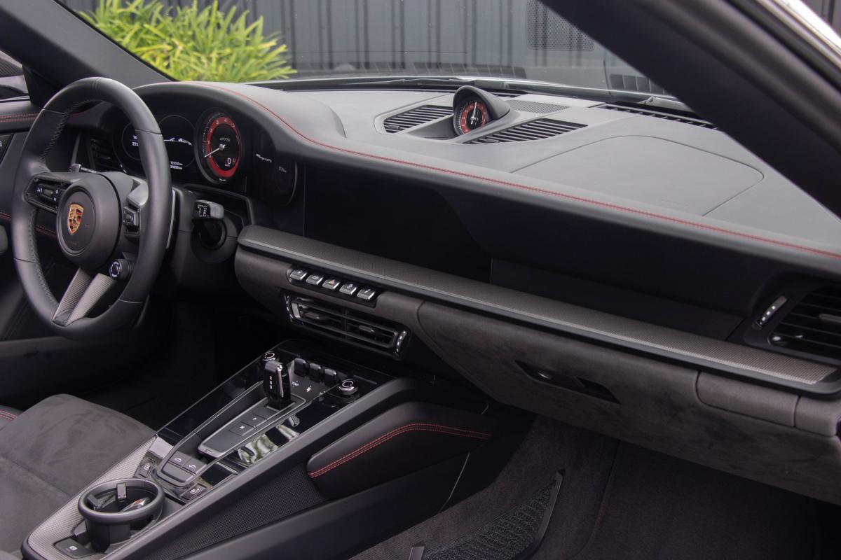 porsche-992-2023-gasolina-3000cc